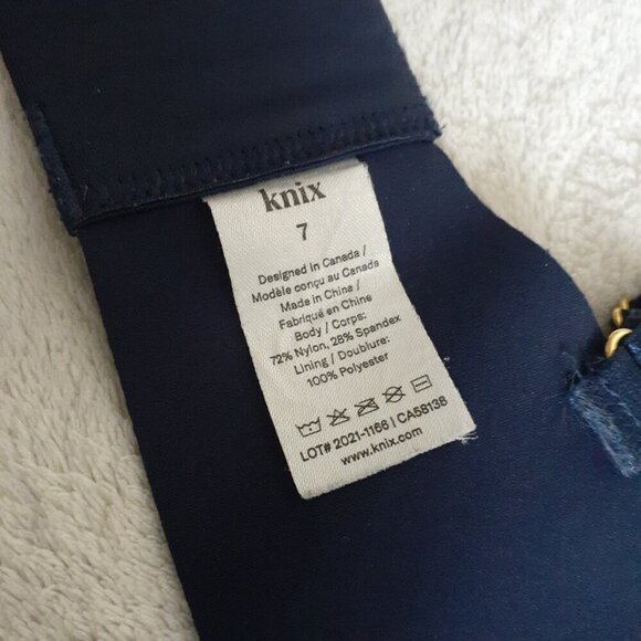 Knix Women's Size 7 Navy Floral WingWoman Contour Wireless Lightly Padded Bra - Picture 6 of 7